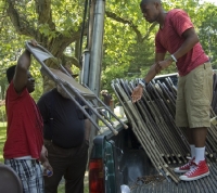 Alan\'s brothers, Deron and DQ, join the effort